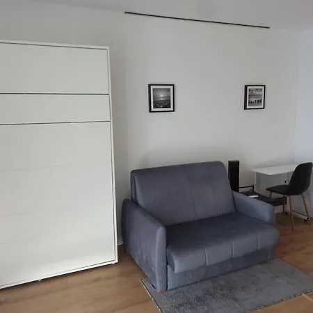 Apartment Stogi #35 *